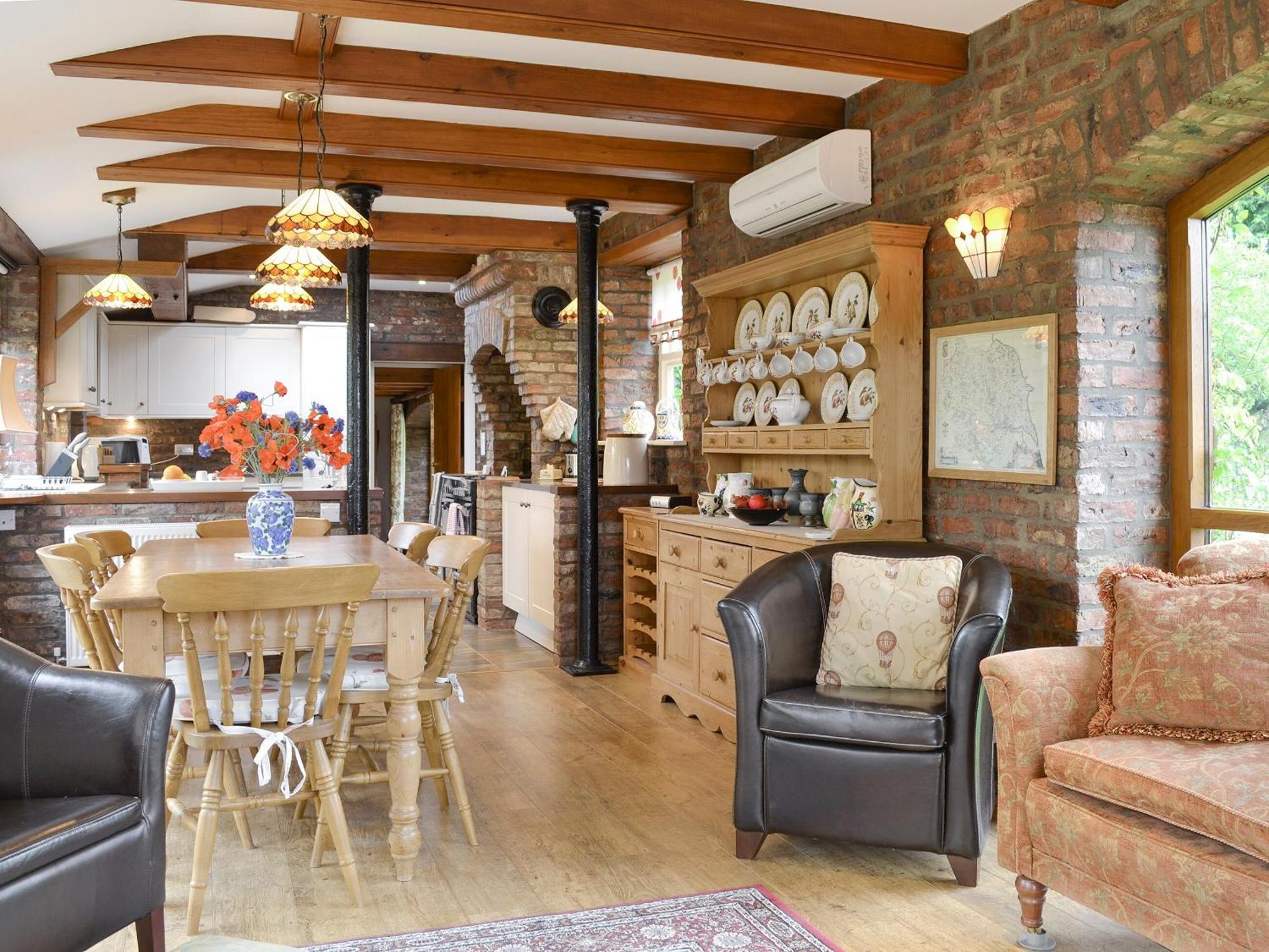 Walled Garden Lodge Ryehill Exterior foto